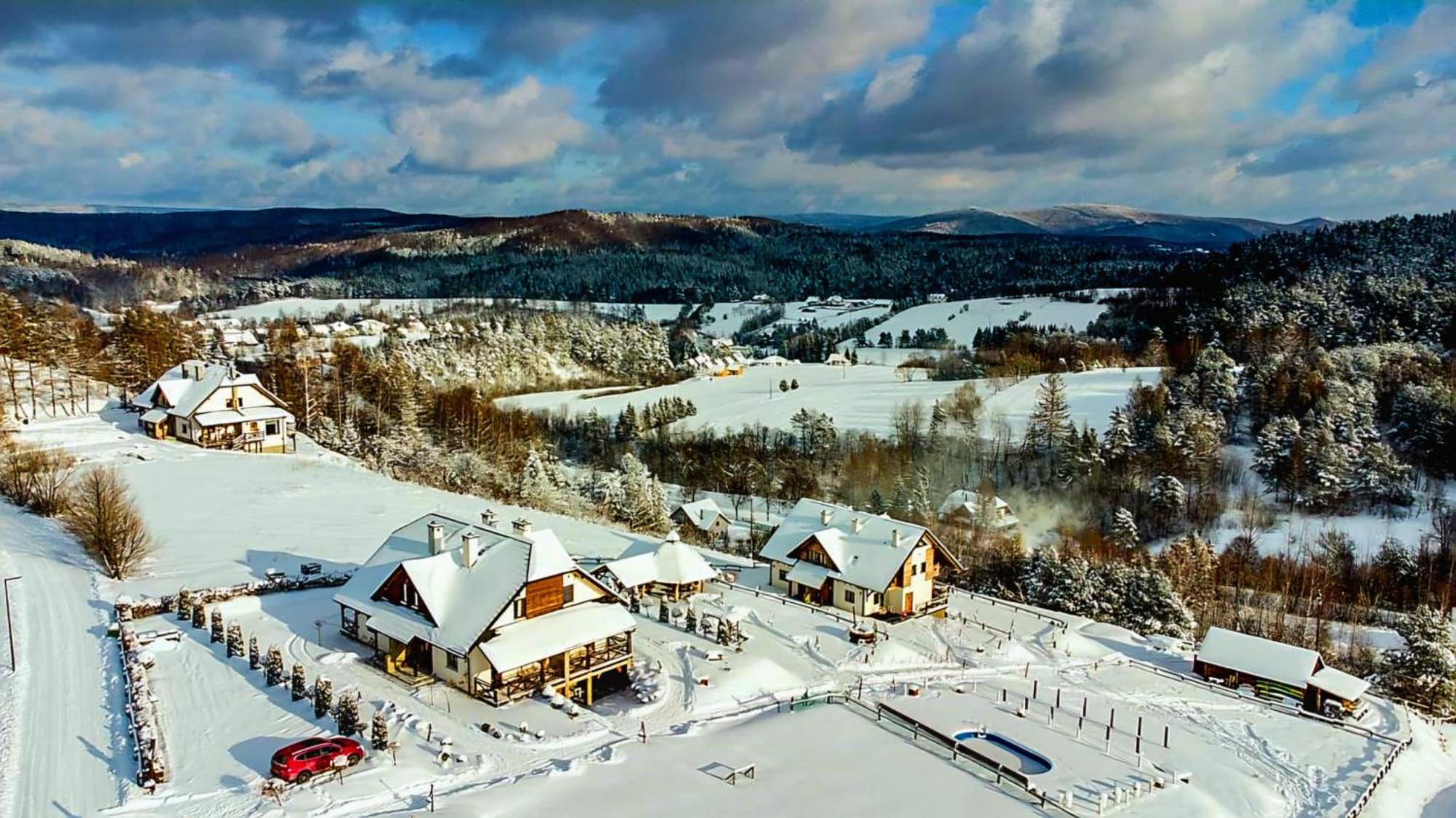 Chata W Bieszczadzie Apartamenty I Domki Z Basenem Bieszczady Polanczyk Exterior photo